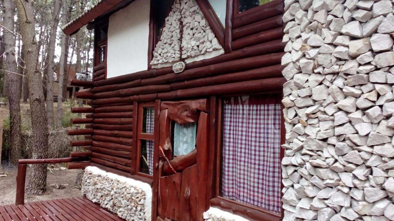Cabanas Rupel A 3 Cuadras Del Mar Balneario Mar Azul Bagian luar foto